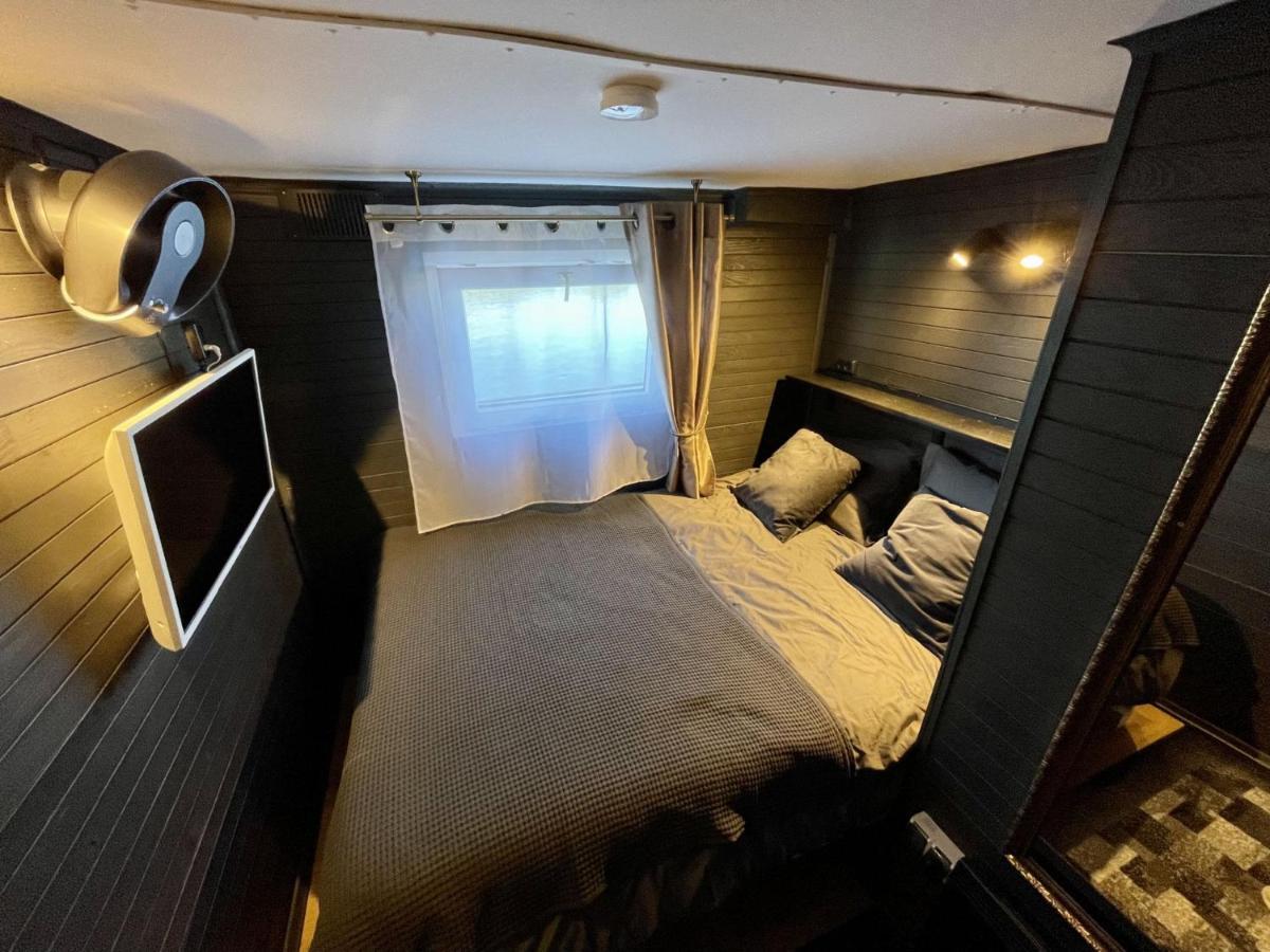 Hotel Modernus Kambarys Barzoje Ant Nemuno à Kaunas Extérieur photo